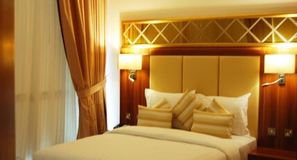 Golden Ocean Hotel Room Type - King Deluxe with Sofa set