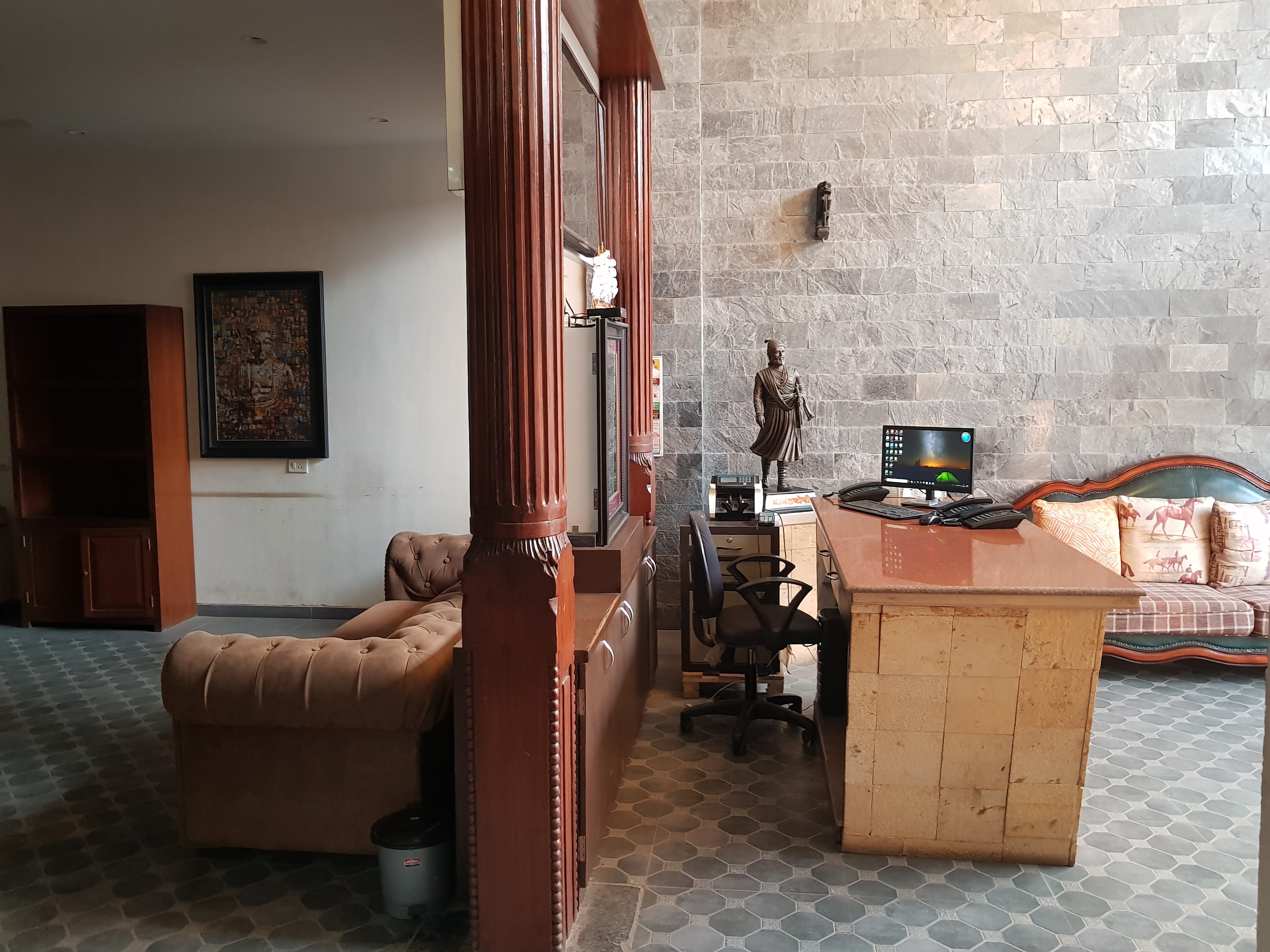 Main gallery