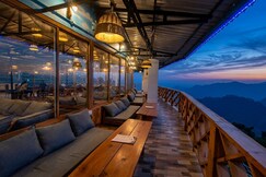 Shiva Valley Resort