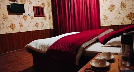 Basera Residency Room Type - Deluxe Room