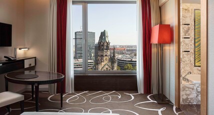 Waldorf Astoria Berlin by Hilton Room Type - KING DELUXE CHURCH VIEW