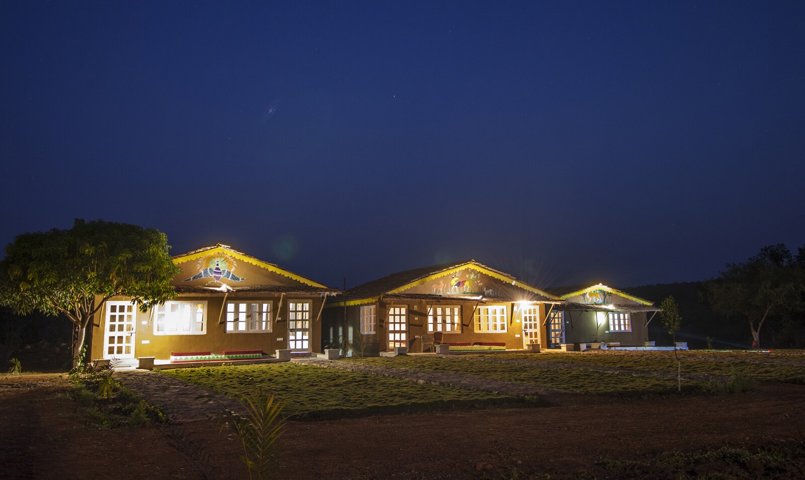 Pachmarhi Foothill Cottages by Vanyum - Tap to explore photos