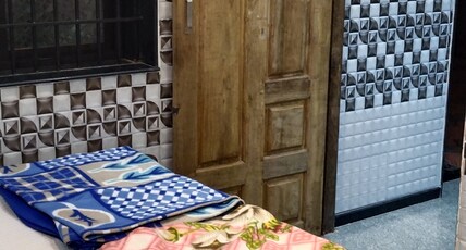 Aryan Highway Homestay. Room Type - 1 BHK AC
