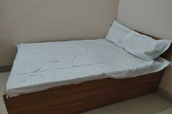 Hotel O  Vinayak Guest House &PG