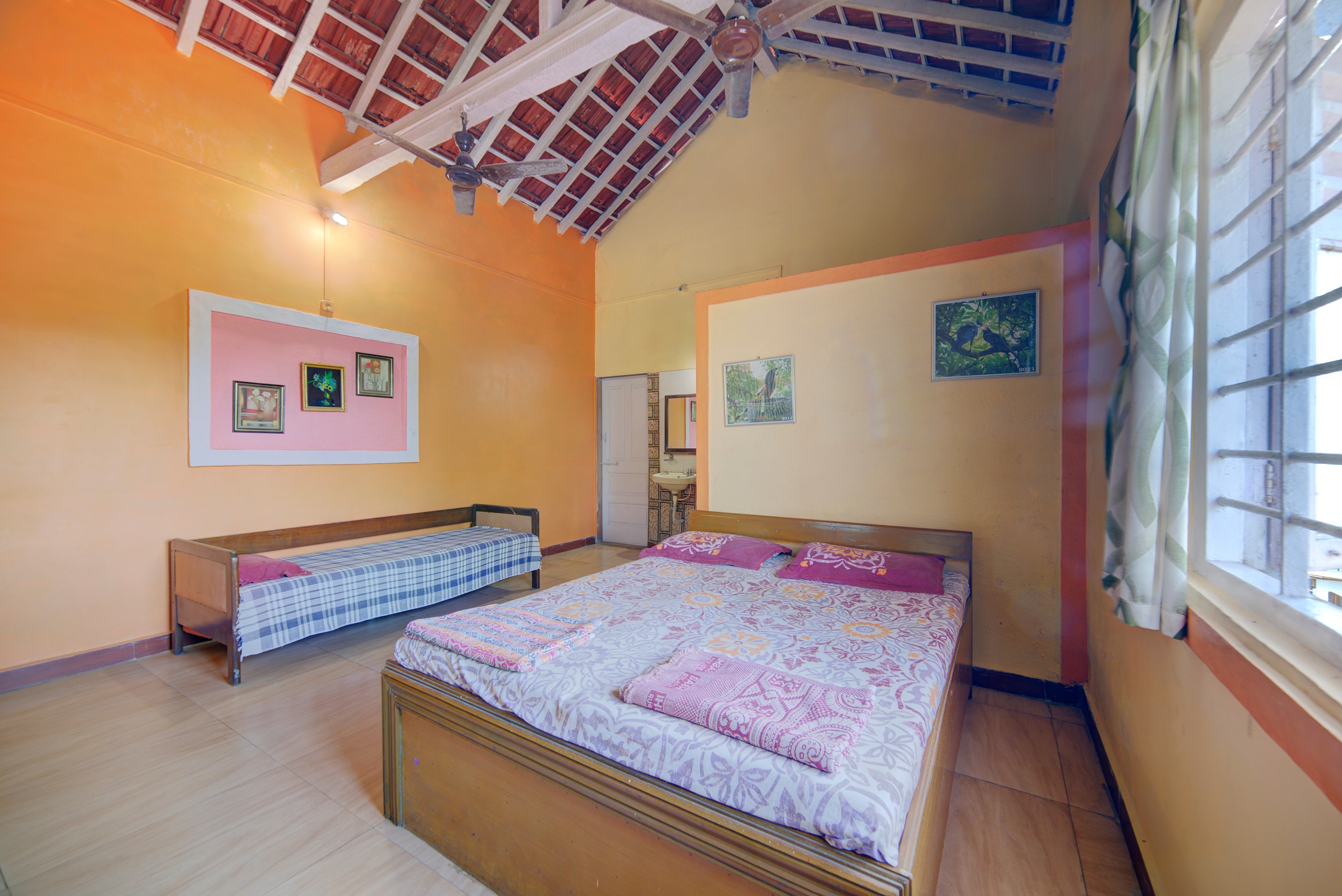 Alibaug Holiday Home, Nagaon - Tap to explore photos