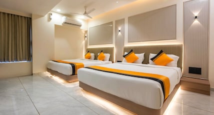Itsy Hotels Indra Palace Room Type - Spacious Premium Room Itsy Hotels Indra Palace Room Type - Spacious Premium Room