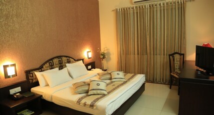 Highland Park Room Type - Deluxe AC Room