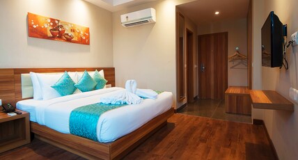 Hotel Le Roi, Haridwar @ Har Ki Pauri Road Room Type - Deluxe Room With Complimentary Wi-Fi