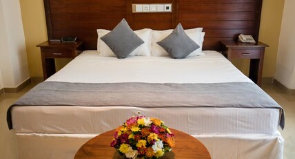GSH Colombo Room Type - Deluxe Queen Room