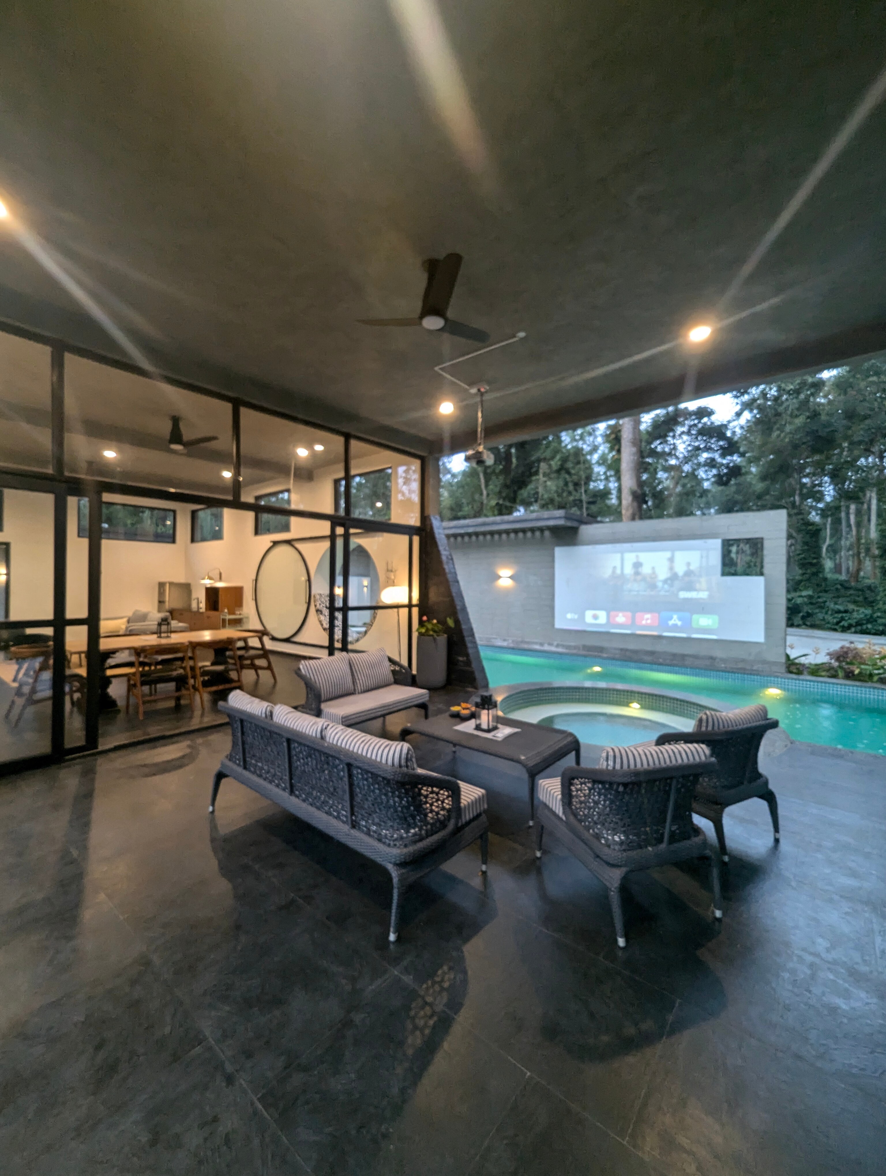 Earthsong - A LuxUnlock Private Villa - Tap to explore photos