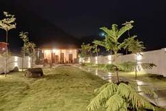 Kailasa Cosy Luxury Earthy Cottage Nandi Hills