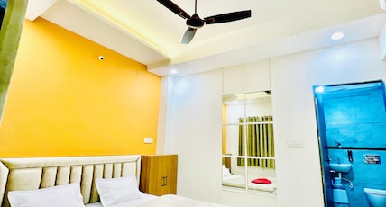 Hotel Staymore Room Type - Executive Double bed room NON-AC