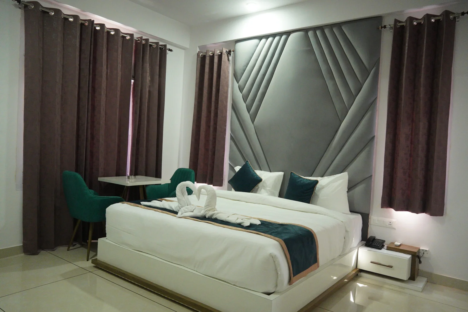 Hotel Mohan Regency Room Type - Regency Suite