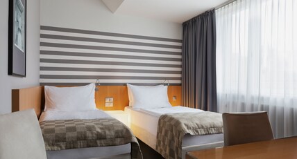 Holiday Inn VIENNA CITY Room Type - 2 Twin Standard