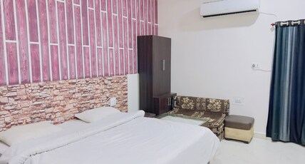 Hotel Alok Residency Room Type - Deluxe AC Room