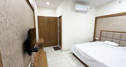 Hotel Aadi Mata and banquets Room Type - Super Deluxe Room