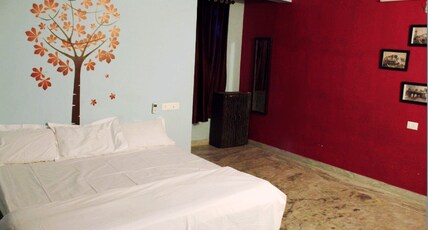 The Royal Villa Hotel and Restaurant Room Type - Double Bed Room