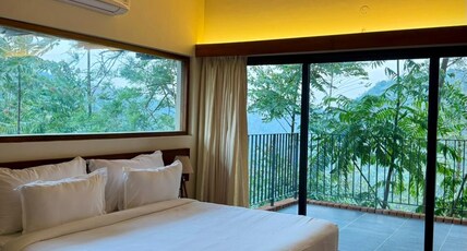 VAASTA Vagamon Room Type - The AC Suite With Balcony