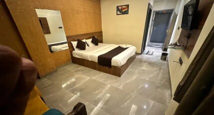FabHotel New Saurabh Inn Room Type - Suite Room