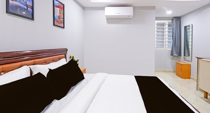Townhouse QUALIA ELITE S R NAGAR Room Type - Classic Townhouse QUALIA ELITE S R NAGAR Room Type - Classic