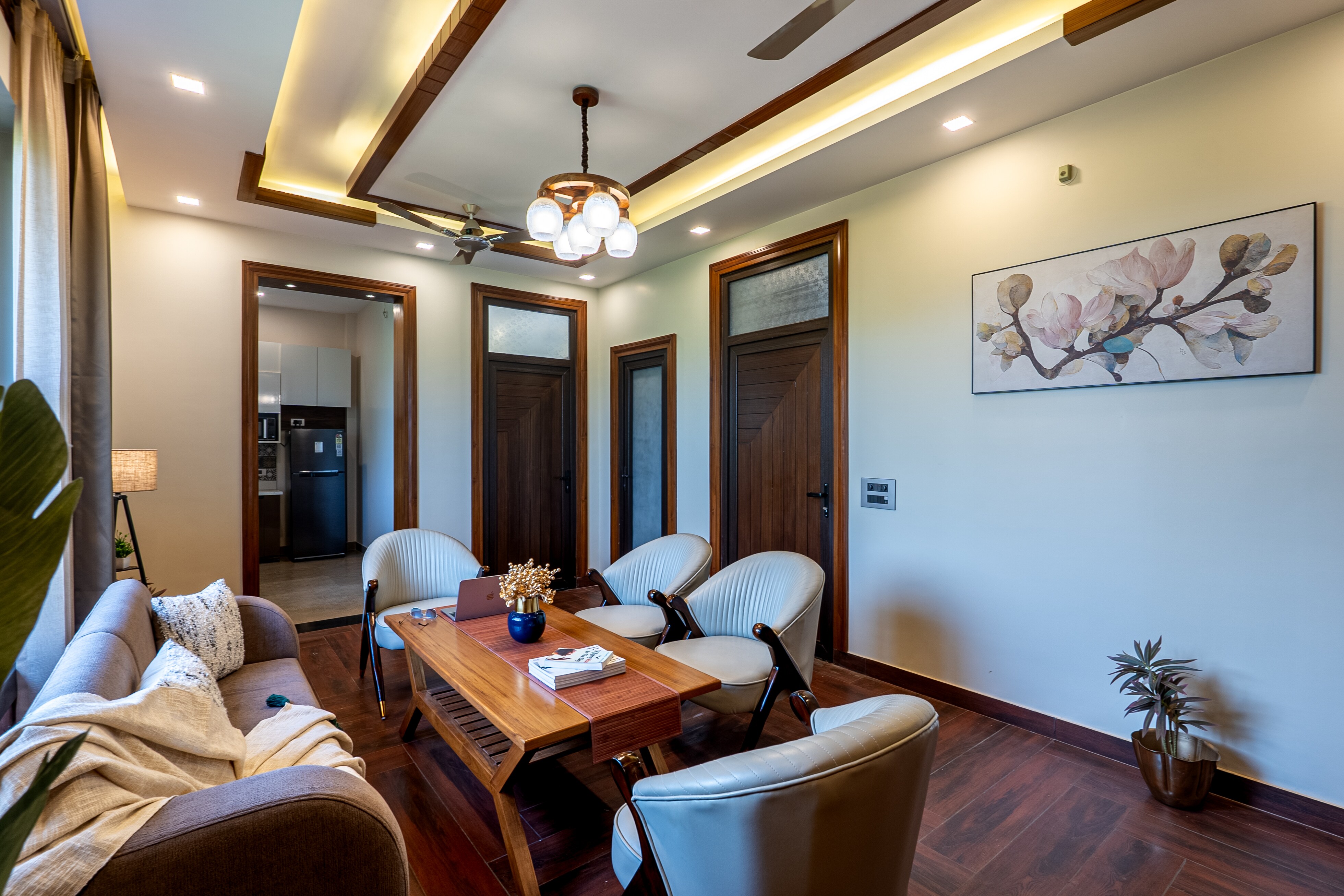 SaffronStays Tikrola Retreat, 4BR Wing - Tap to explore photos