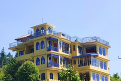 Naldehra House