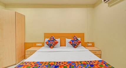 FabHotel Prime Nakshatra Inn Room Type - Deluxe Room