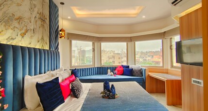 Sarang Palace - A Luxury Boutique Hotel Room Type - Panoramic View Room with Daybed