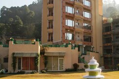 2BH Full View Flat in Kasauli Hills Kumarhatti