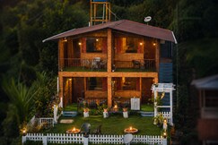 Tycoon Wood Cabins | Rooms & Caretaker