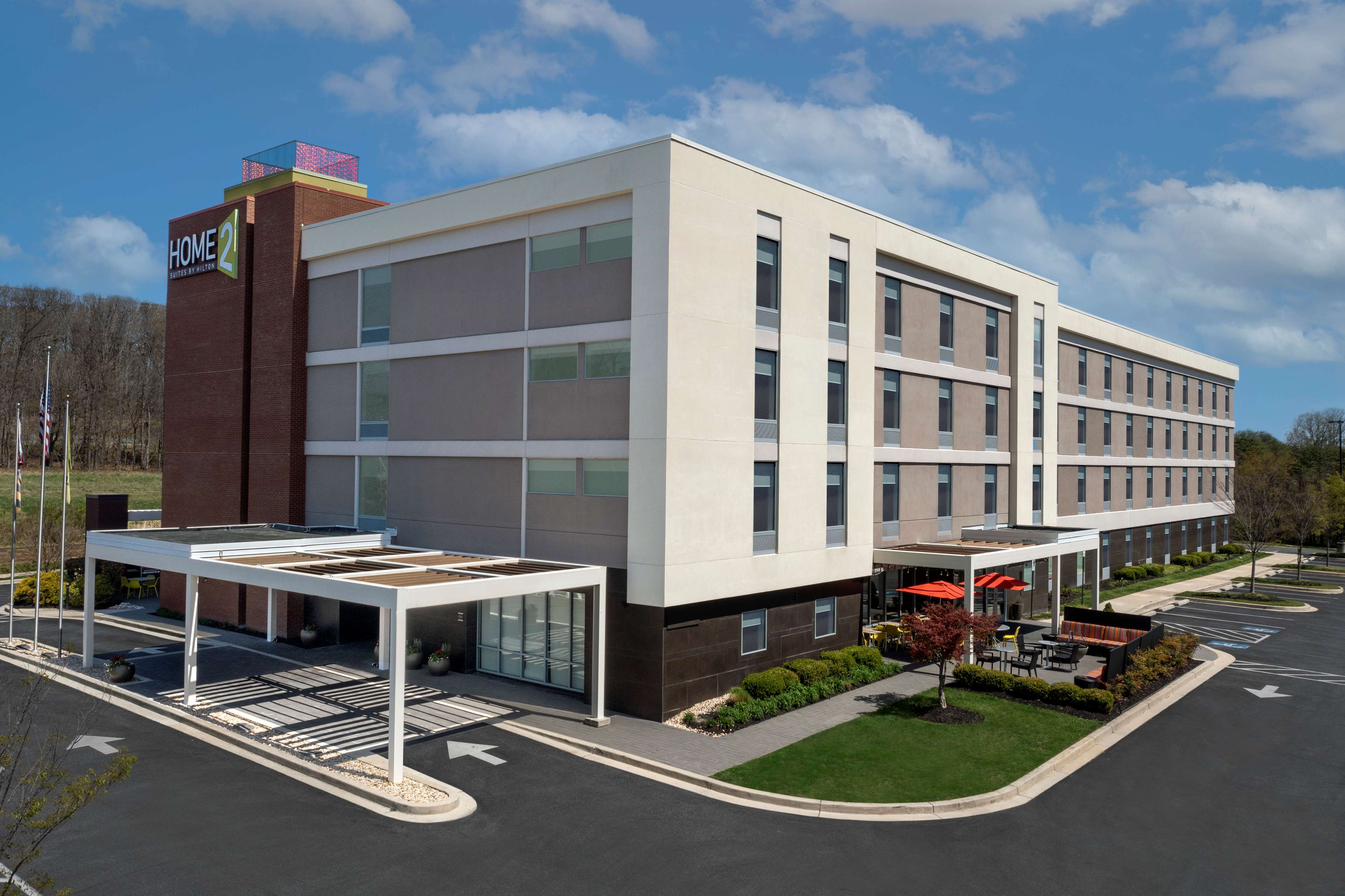 Home2 Suites by Hilton Baltimore White Marsh - Tap to explore photos