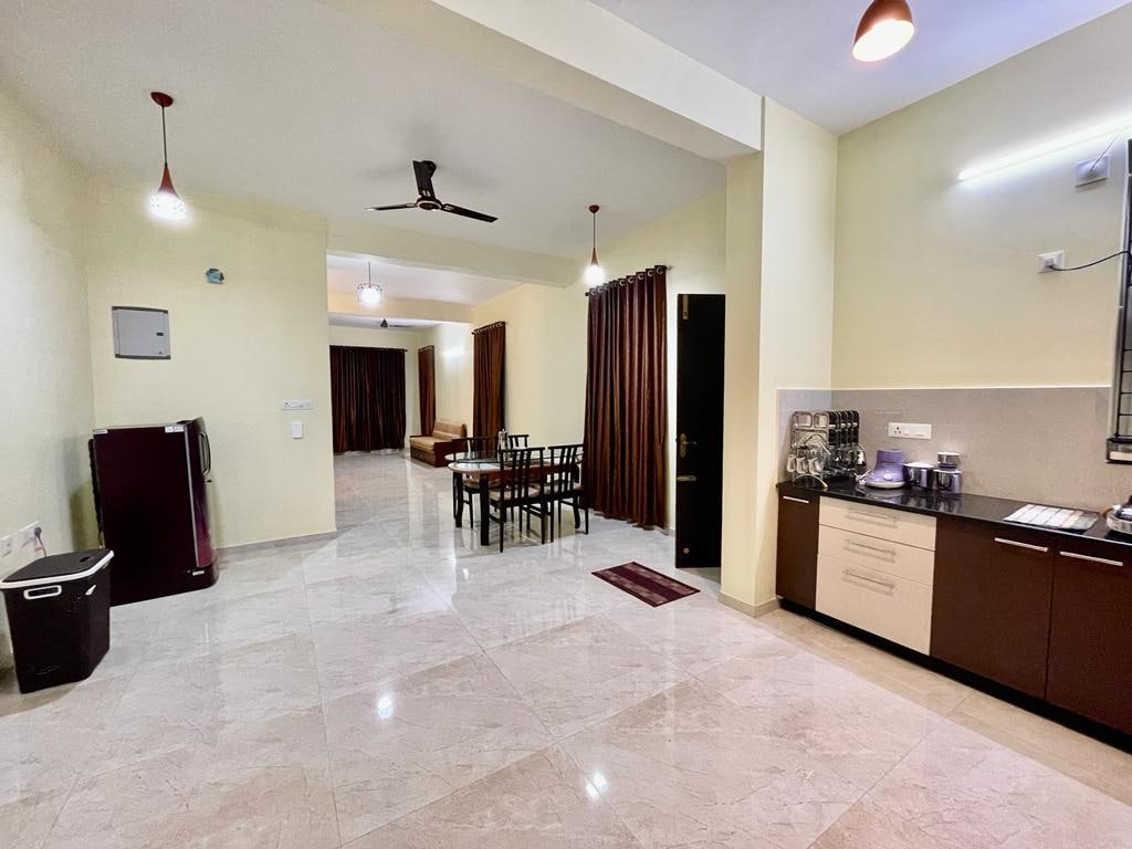 Aikya Service Apartment Kadri - Tap to explore photos