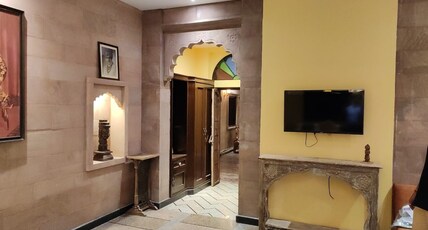 Jodhpur Palace Guest House Room Type - Maharani Deluxe Double Bed Room Number 201 Jodhpur Palace Guest House Room Type - Maharani Deluxe Double Bed Room Number 201