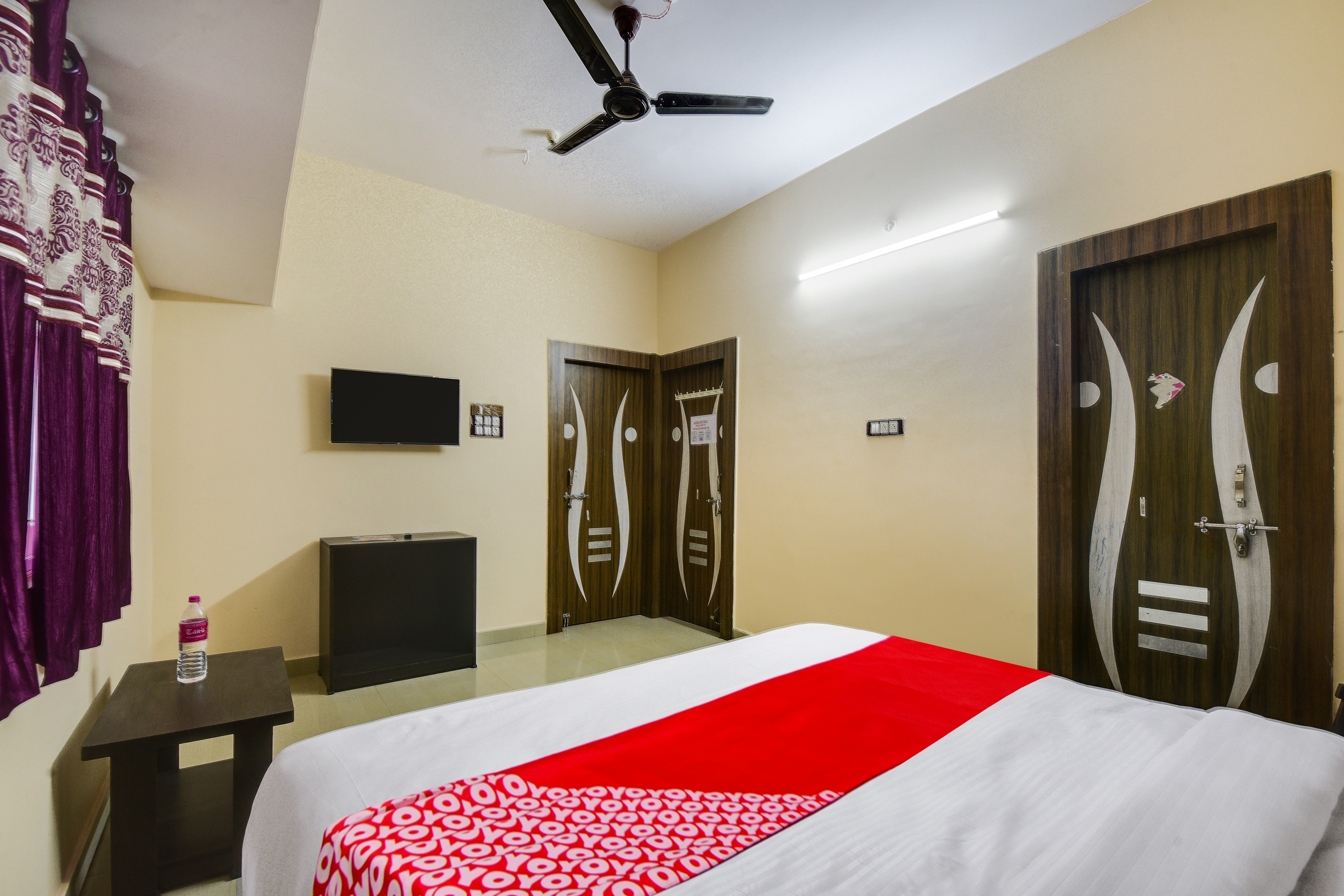 Hotel O Rudraksh Inn - Tap to explore photos
