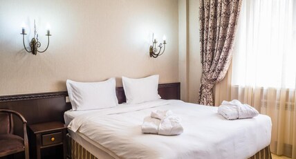 Royal Petrol Hotel Room Type - Standard Double Room