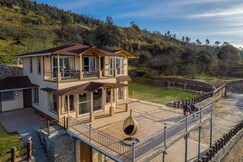 Wilderness Whisperings by VEO - Part of StayVista