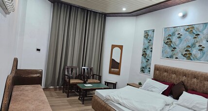 Chauhan Annexe Room Type - Deluxe Triple Room