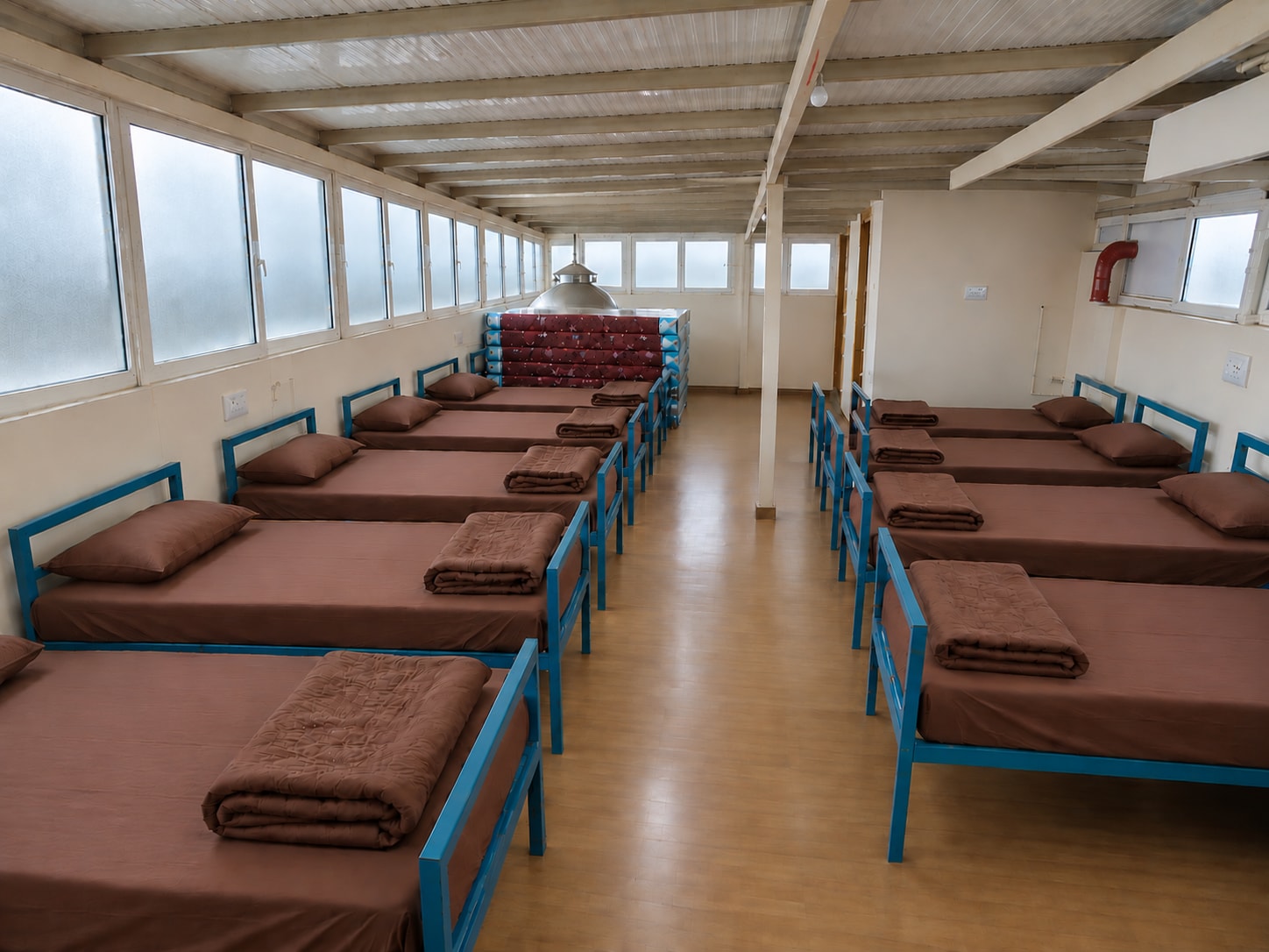 Shekar Rooms - Tap to explore photos
