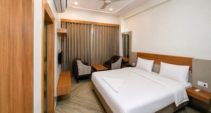 HOTEL SKY INN Room Type - Deluxe Ac Room HOTEL SKY INN Room Type - Deluxe Ac Room