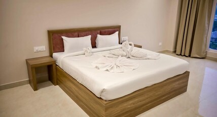 HOTEL AIRPORT VIEW Room Type - Royal Semi Suite