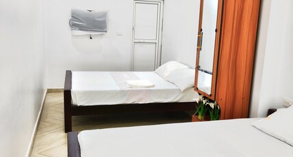 SEKAR INN Room Type - Queen Suite