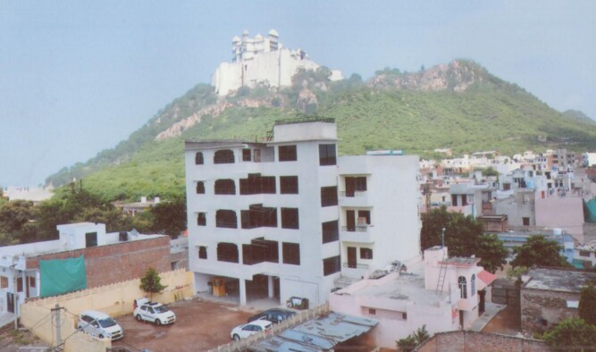 Choudhary Guest House - Tap to explore photos
