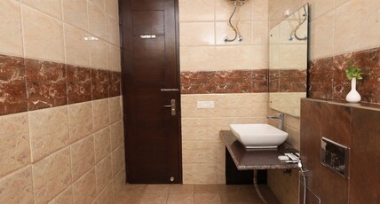 Chiraiya Resort and Hotels Room Type - Golden Crust