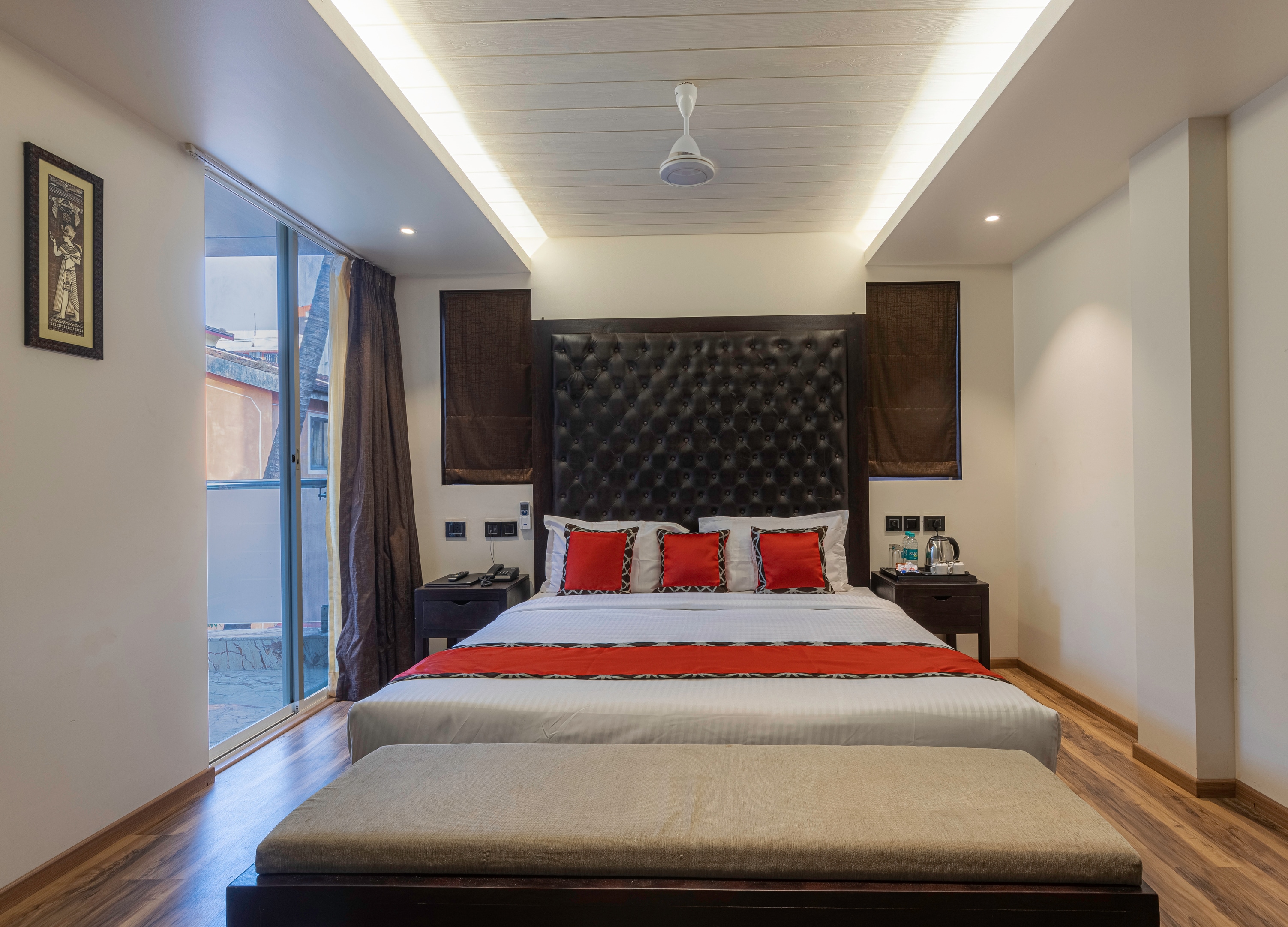 DiVaN Clarks Inn (Calangute Beach) - Tap to explore photos