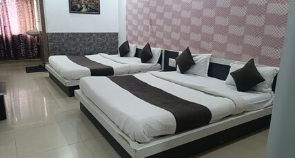 hotel philips Room Type - luxury rooms
