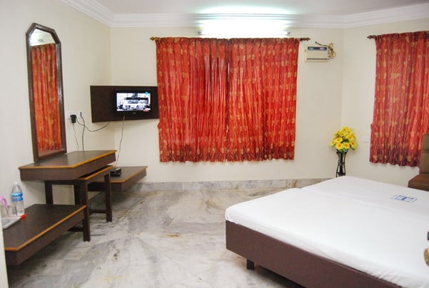 HOTEL VISAKA - Tap to explore photos