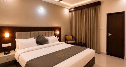 Misha Grand Room Type - Deluxe Room AC Misha Grand Room Type - Deluxe Room AC