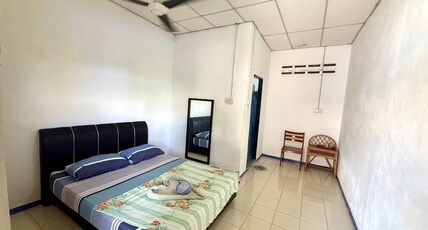 Rainbow Bed & Breakfast Room Type - Deluxe Fan Room with Balcony