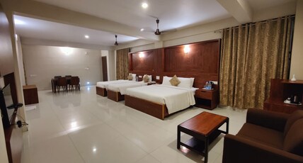 Woodstock Resorts Room Type - Deluxe Family AC Room