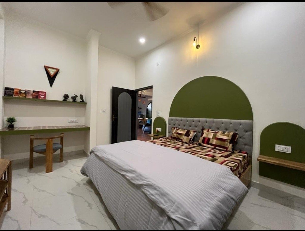Crown by Shvisa- 3BHK Luxurious Apartment - Tap to explore photos